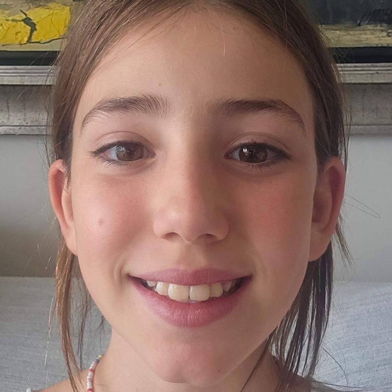 CLAUDIA