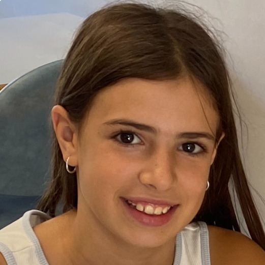 CLAUDIA