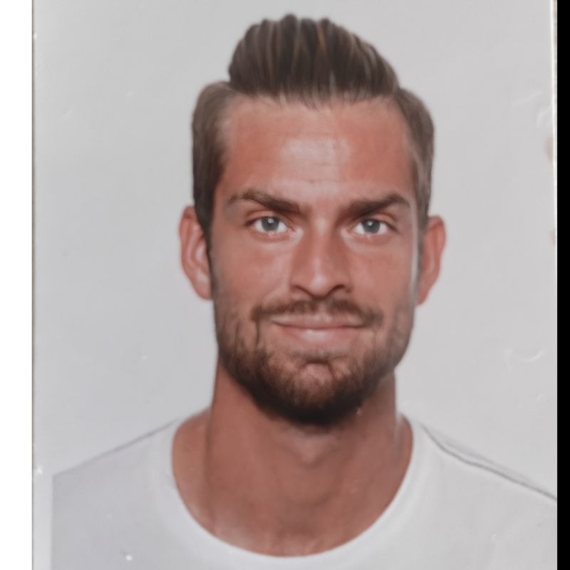DANIEL