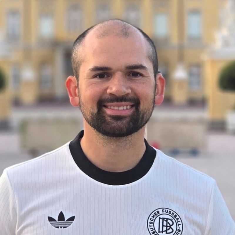 DANIEL