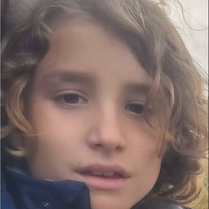 ARNAU