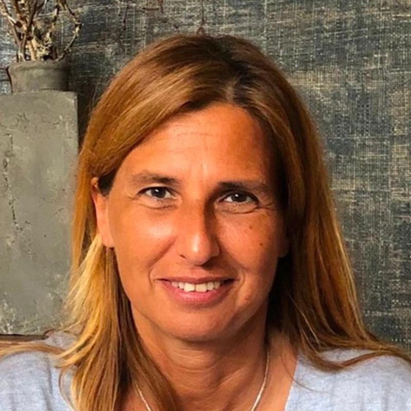 NURIA