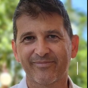 GUSTAVO